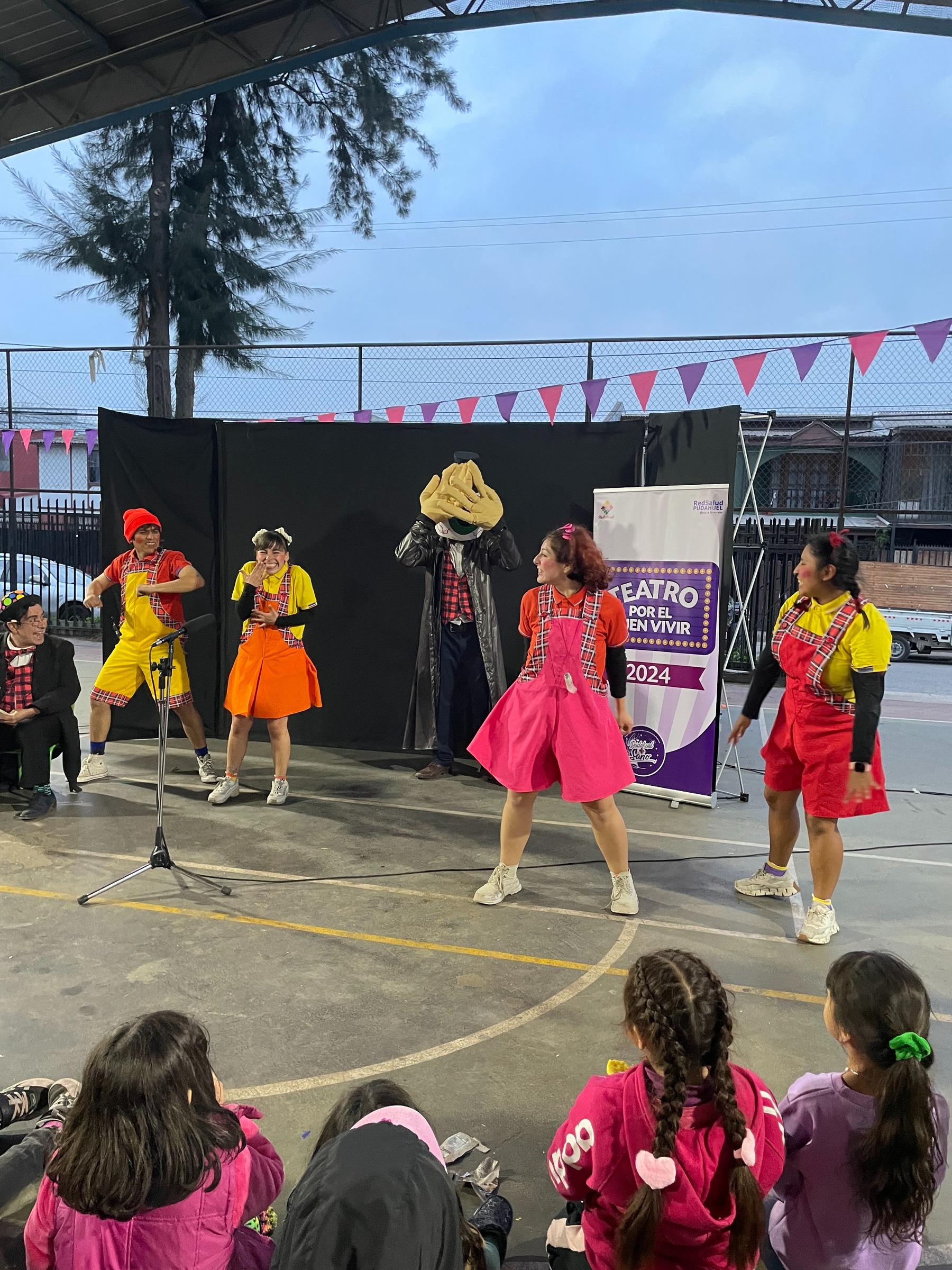 Música en vivo en el escenario